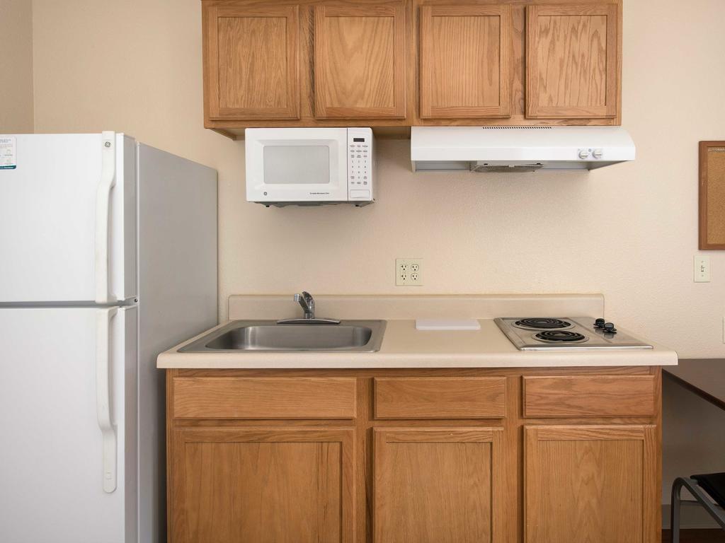 Woodspring Suites Kansas City Mission Merriam المظهر الخارجي الصورة